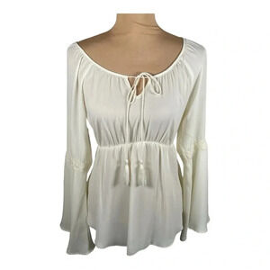 🤍 Takara Beautiful Puff Sleeve Lace Top Small